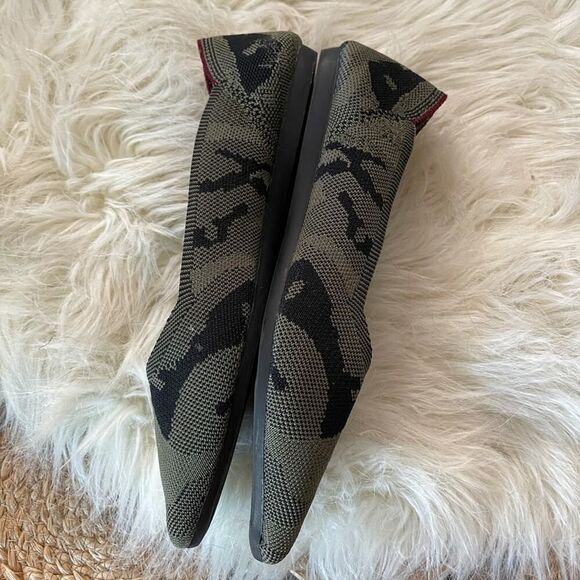 Seven7 Elsa Point Camo Flats Size 8 - Picture 5 of 6